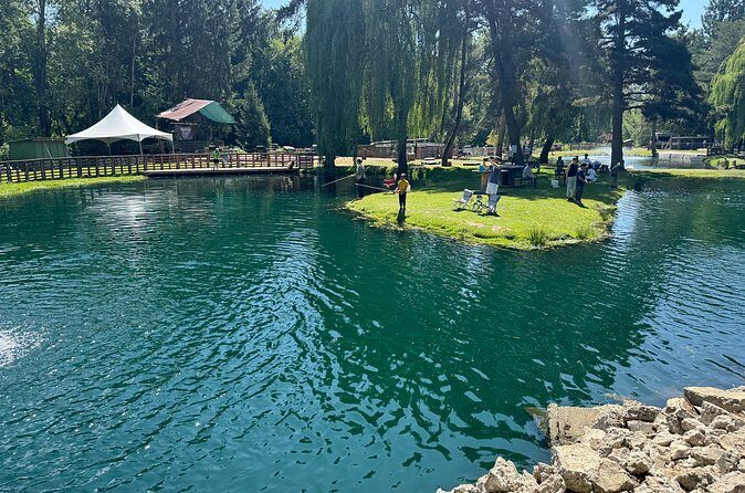 A Relaxing Day of Fishing and Fresh BBQ - What kind of group this tour is best for