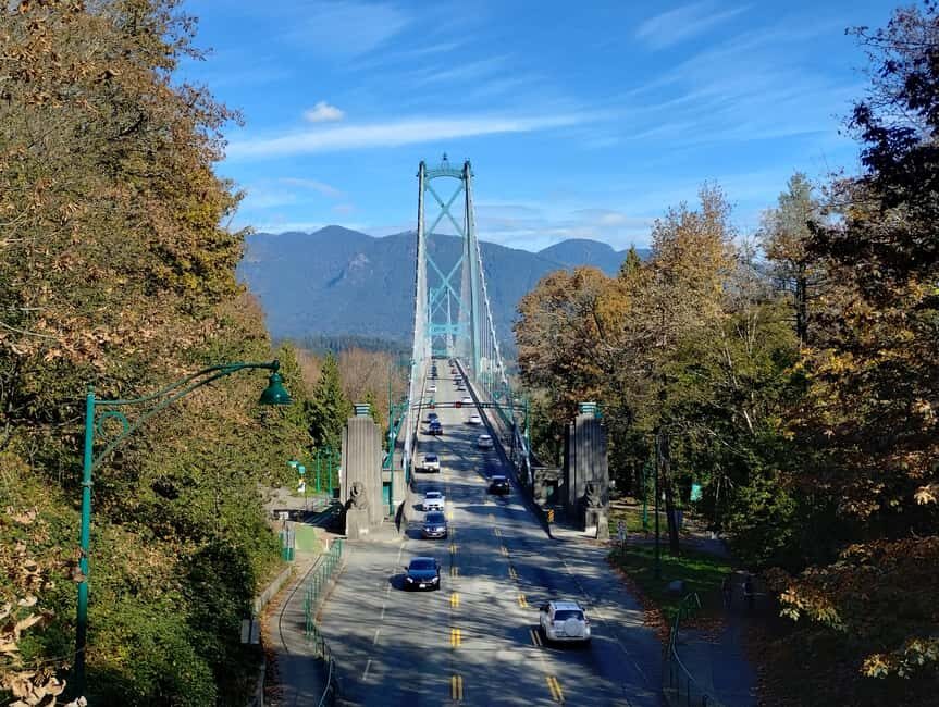 Capilano Suspension Br+Lake+Dam+Hachery/4in1/CAR/Small GROUP - Capilano Suspension Bridge: 450 feet of classic Canada nerve