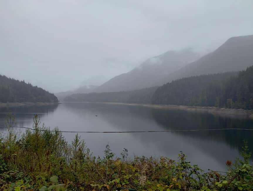 Capilano Suspension Br+Lake+Dam+Hachery/4in1/CAR/Small GROUP - Capilano Lake: a scenic reset after the canyon and bridges