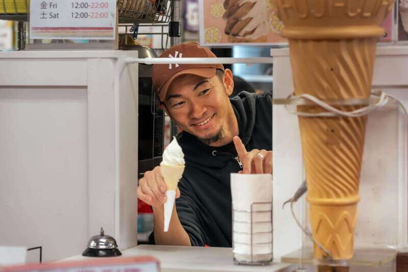Downtown Vancouver: Asian Eats Walking Food Tour - Pace, comfort, and what to bring (so you enjoy it)