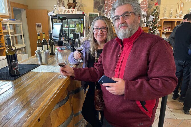 Elegance Unforgettable Tesla Wine Tour & Lunch - Stop 3: Backyard Vineyards for 100% BC grapes and relaxed tastings