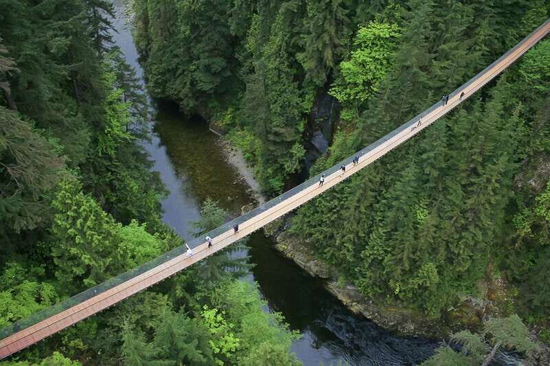 From Vancouver: Capilano Suspension Bridge & Grouse Mountain - Lions Gate Bridge Photo Stop: Quick, Classic, and Worth It