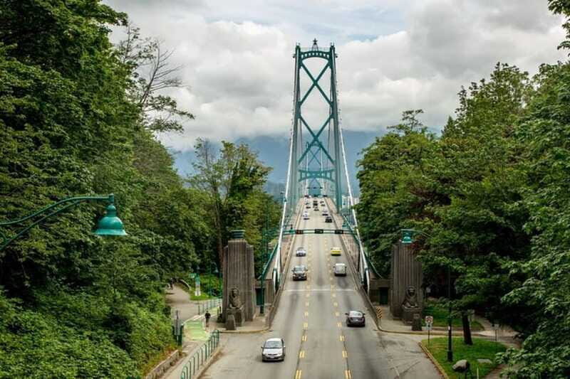From Vancouver: Lighthouse Park & Horseshoe Bay Hiking Tour - How the pace and group size really affect your day