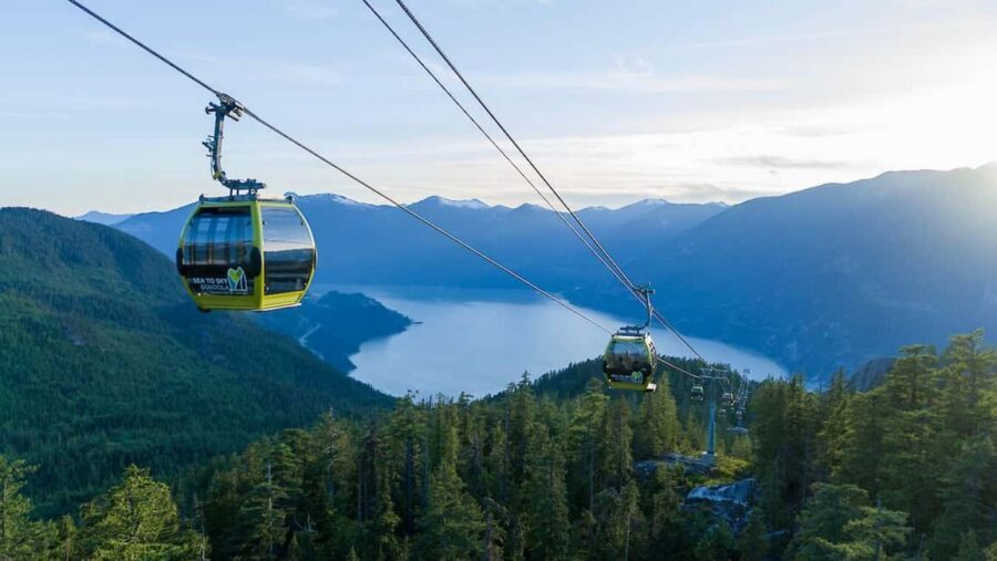From Vancouver: Whistler Private Day Trip - A Private SUV Day from Vancouver to Whistler’s Big Views