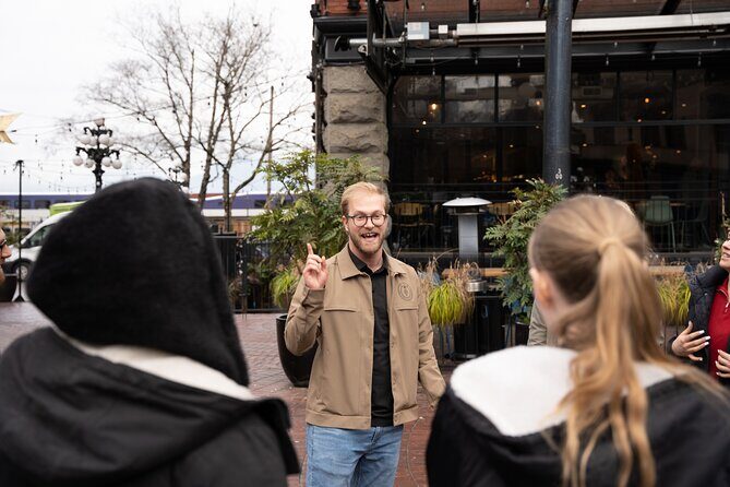 Gratuity-Based Vancouver City Highlights 3 Hour Walking Tour - Gastown: the quick 30-minute sampler that actually guides your next steps