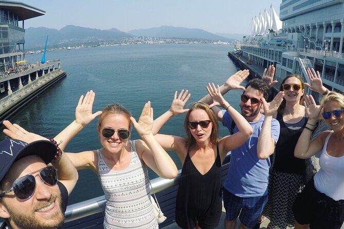 Gratuity-Based Vancouver City Highlights 3 Hour Walking Tour - Guides, pace, and the kind of questions you can ask