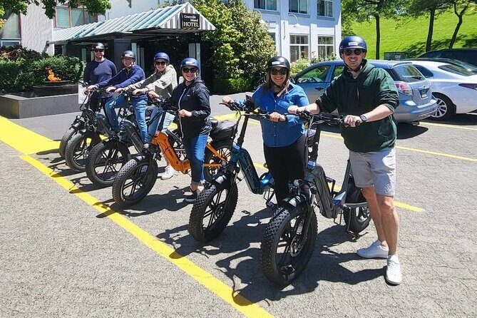 Guided E-Bike Tour Stanley Park and Hidden Gems - Small Groups - Price and value: why $130.95 can make sense here