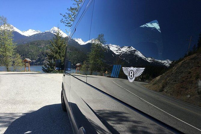 Guided Sightseeing Tour in Vancouver, Shannon Falls and Whistler - Brackendale Eagle Reserve and the Shannon Falls mini-hike