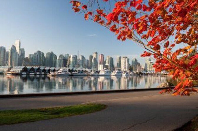 Half-day Hike and Bike Tour in Vancouver - Quick take on Lighthouse Park + Stanley Park by bike