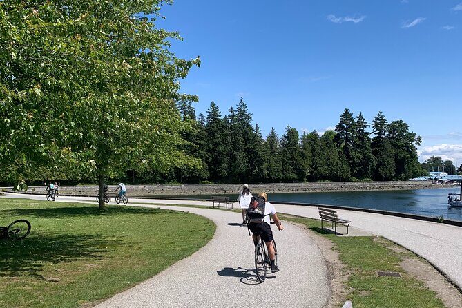 Half-day Hike and Bike Tour in Vancouver - The guide factor: Adrian’s pace, photo stops, and lunch break