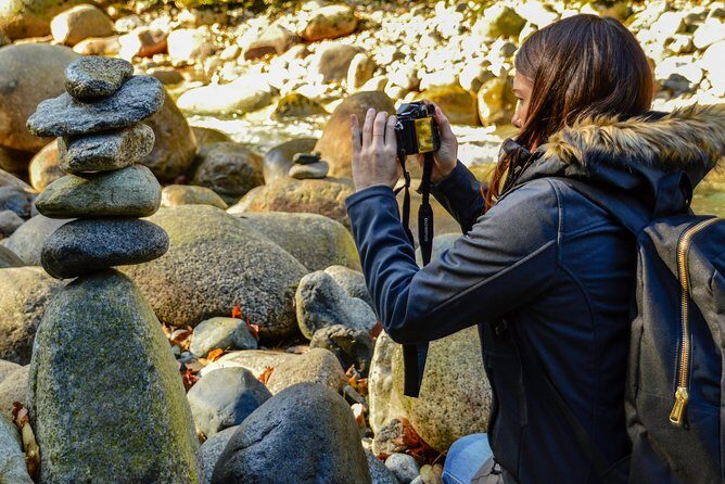 Photography & Hiking in Nature - Stanley Park walking: totem poles, the Seawall, and view points worth the steps