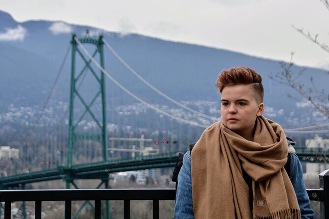 Photography & Walk in Stanley Park - Stop 1: Brockton Point Totem Pole for quick, confidence-building frames