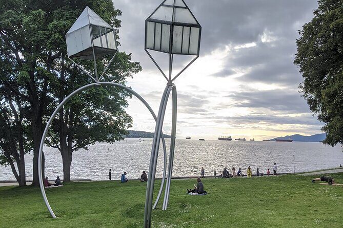 Pre Cruise Vancouver City Tour - English Bay and the Seawall Greenway: beach mood and public art