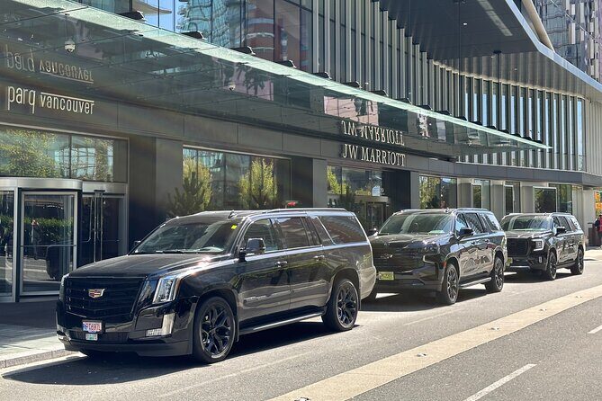 Private Transfer From Vancouver Airport to Vancouver Downtown - Flight tracking and the 1-hour wait that saves your day