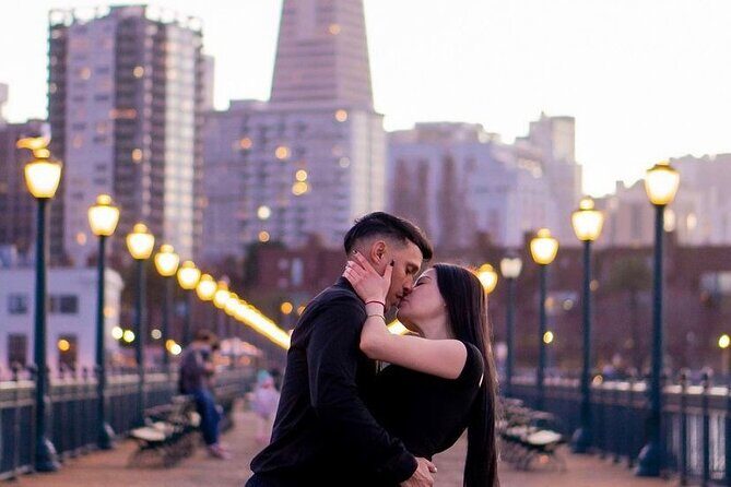 Private Vacation Photoshoot with Photographer in Vancouver - Choosing Vancouver Locations: Iconic Stops and Flexible Plans