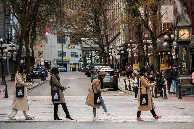 Private Vancouver Sightseeing Adventure: a Gastown murder mystery - The detective kit: what you’ll use and why it matters