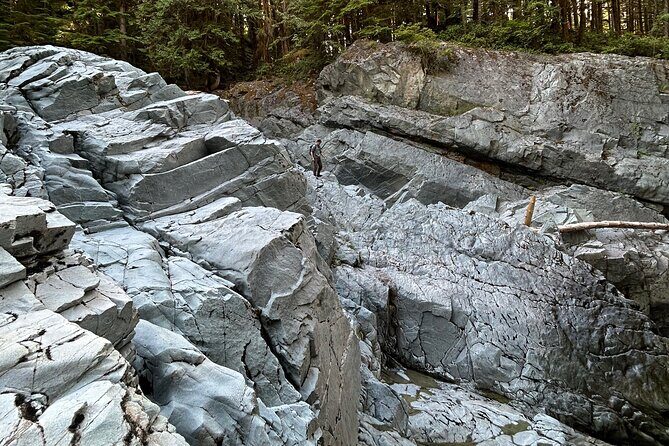 Shannon fall, Quercus Point and Squamish city Private tour - Squamish city: a coastal breather with First Nations roots
