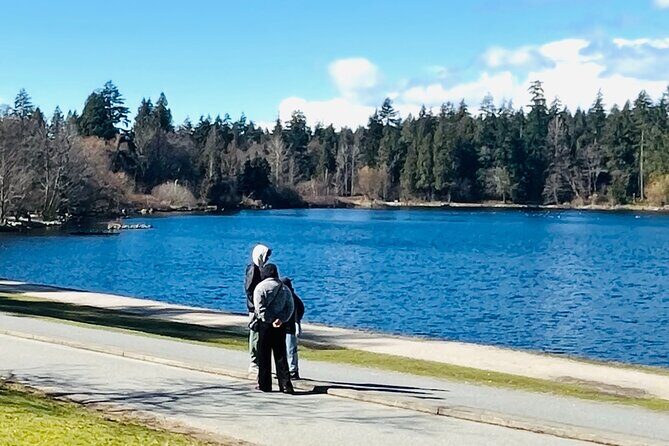Stanley Park Seawall E-scooter Rental with Self Guided map - Coal Harbour Views: North Shore Mountains and Burrard Inlet