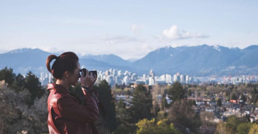 Sunset Bus Tour: Stanley Park & English Bay Photostops - English Bay at Golden Hour: A Beach Stop That Feels Real