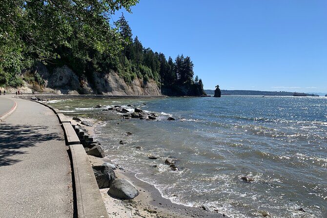 The Ultimate Stanley Park E-Bike Tour - Pickup timing and riding style with Adrian and the guide-led stops
