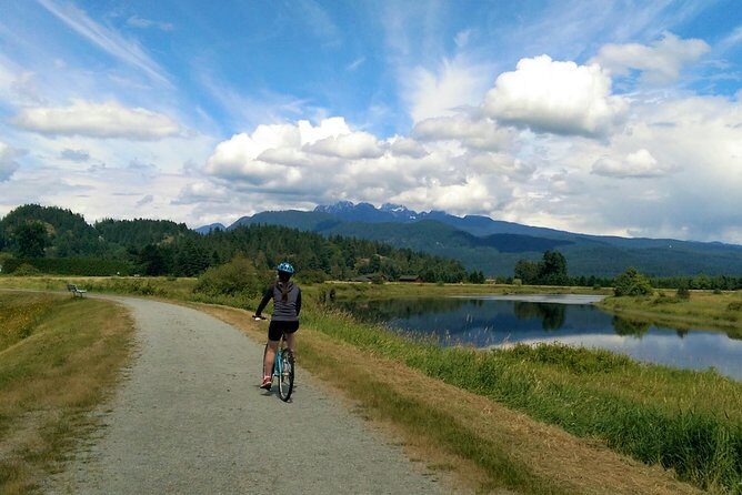 Vancouver Biking and Hiking Tour including Lunch - How hard is it? hiking stairs, moderate walking, and the biking range