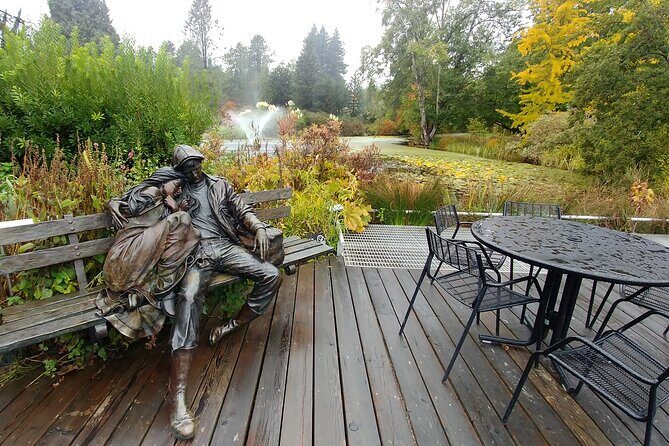 Vancouver Botanical Gardens & Museum Private Explorer - Museum of Anthropology: First Nations art and culture in a smart time slot