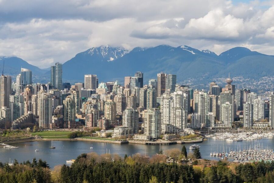 Vancouver: City Highlights & Vancouver Lookout Tour - Vancouver Lookout Tower: The 360° Moment That Helps Everything Click