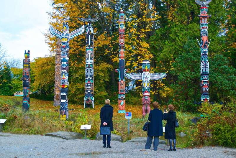 Vancouver: City + Lookout Tour & Option to Add YVR Drop-Off - Stanley Park’s rainforest reset and First Nations totem poles