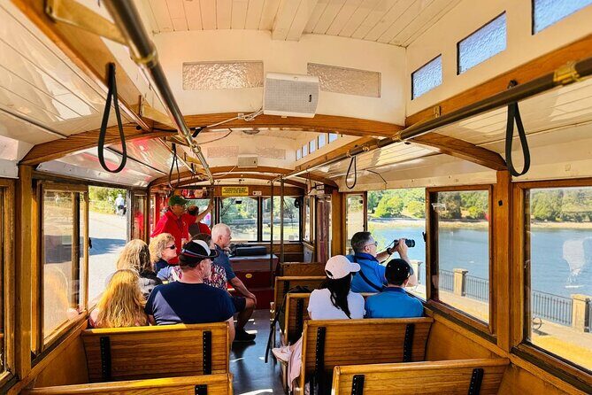 Vancouver City Tour: Stanley Park, Granville Island & False Creek - Chinatown and the arena district: culture stops and big-city landmarks