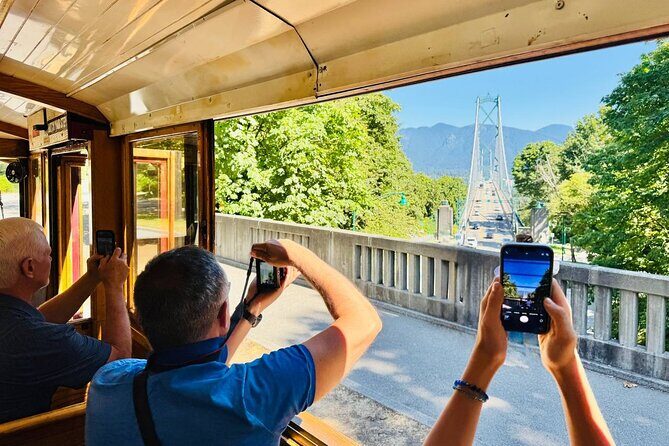 Vancouver City Tour: Stanley Park, Granville Island & False Creek - Stanley Park first: Brockton Point Totem Pole and Prospect Point views