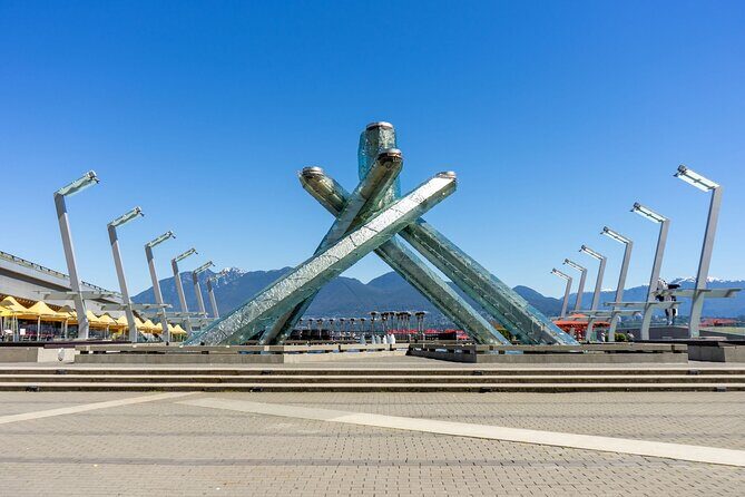 Vancouver City Tour with Admission to Lookout Tower - The Downtown and Waterfront Drive: English Bay, West End, False Creek, Gastown