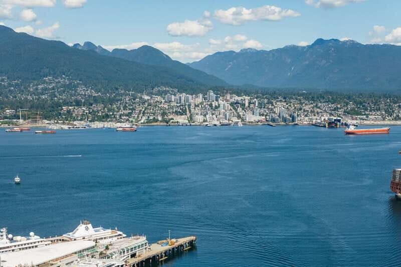 Vancouver: Entry Ticket for the Vancouver Lookout - Why Vancouver Lookout is the fastest way to get your bearings
