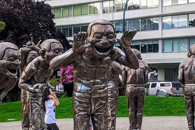 Vancouver Half Day City Tour Private - Granville Island’s art campus and the Public Market payoff
