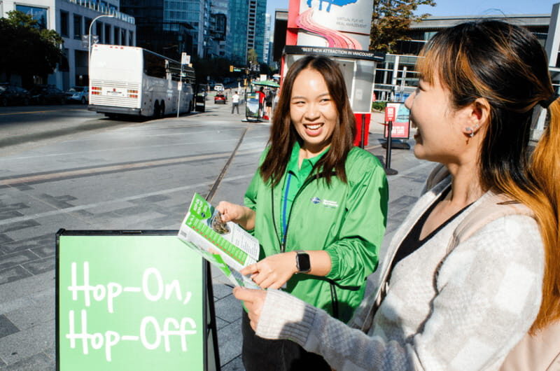 Vancouver: Hop-on Hop-off Sightseeing Tour with 10 Stops - Who this tour fits best