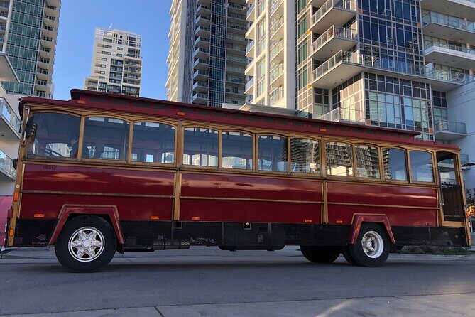 Vancouver Hop On Hop Off Trolley Tour - How the guides can make (or break) your day