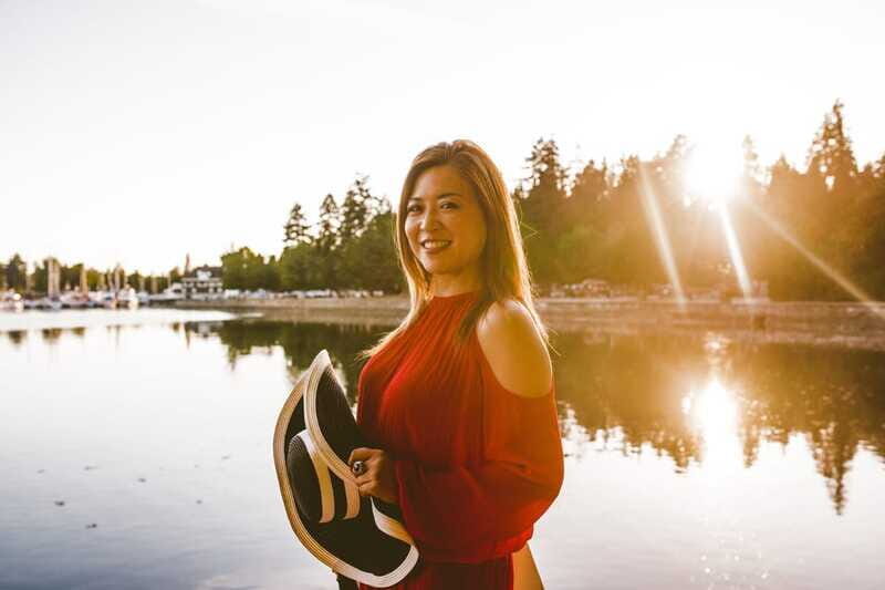 Vancouver: Personal Travel & Vacation Photographer - Getting the most from dressing smart and practical footwear