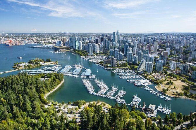 Vancouver Premium Tour: Capilano Bridge + Grouse Mountain Lunch - Pickup, vehicle comfort, and why the pacing feels right
