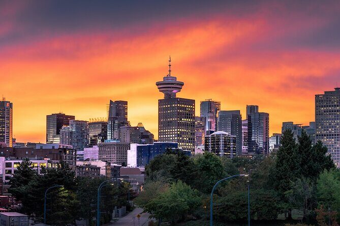 Vancouver Small Group Night Tour w/Capilano + Grouse Mtn Dinner - Capilano Suspension Bridge Park: The 230-Foot Crossing People Remember