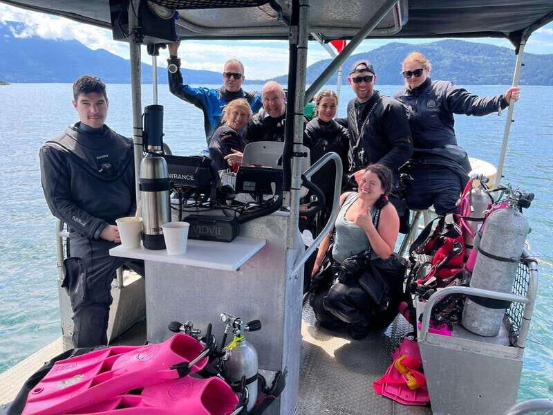 Vancouver: Snorkeling Seals Kayaking Scenic Boat Tour - Kayak or Paddleboard Around One of the Best Islands to Watch