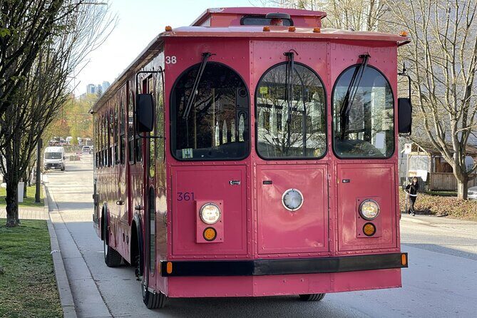 Vancouver Sunset and City Lights Trolley Tour - A practical way to see a lot of Vancouver after 6:30 pm
