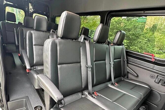 Vancouver to Seattle Private Transfer Service - Vehicle Choices: Sedan, SUV, or Sprinter for the Right Comfort Level