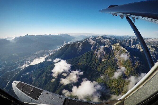 Vancouver to Seattle Scenic Seaplane Transfer: One Way - Vancouver to Seattle, minus the airport drag