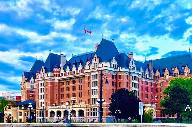 Vancouver to Victoria day tour Private - Craigdarroch Castle from the outside: what you get (and what you don’t)