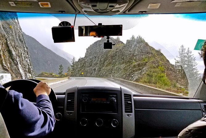 Vancouver to Whistler Tour - Downtown Hotel Pick Ups Only - Whistler Blackcomb time: using 3–4 hours without panic