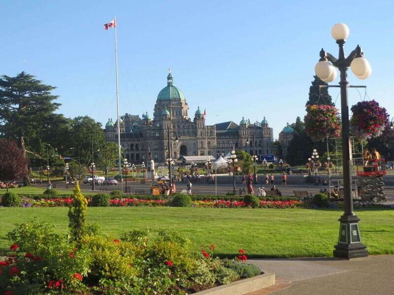 Vancouver: Victoria and Butchart Gardens by Seaplane - Price and value: is $690 a good deal?