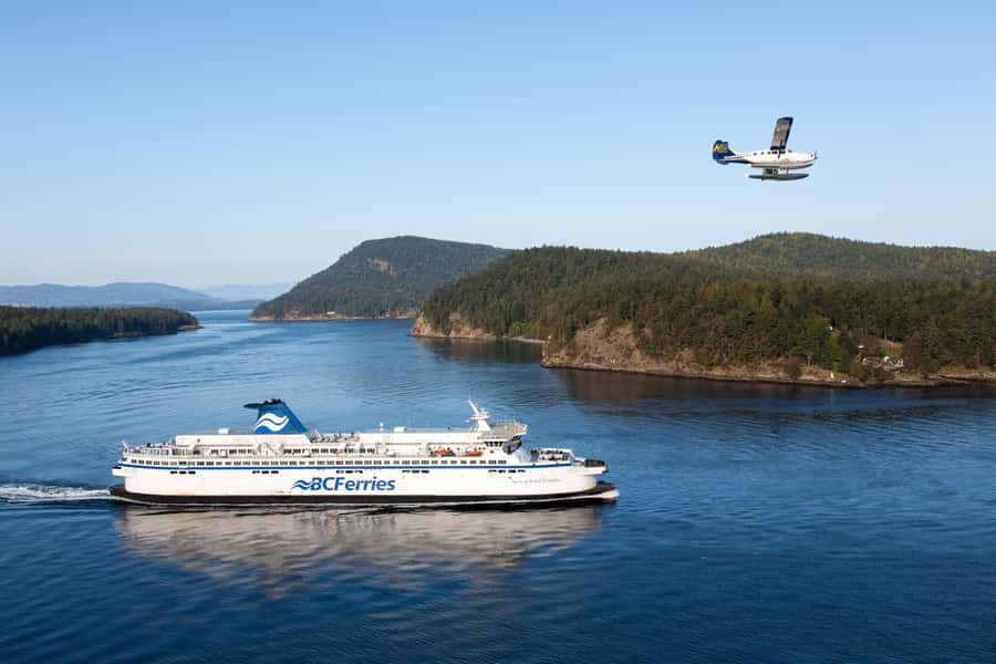 Vancouver: Victoria Seaplane Tour with Return Bus and Ferry - Arriving in Victoria’s Inner Harbour: make your first hours count