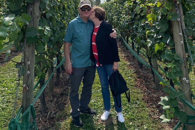 Vancouver Wine Tour (Fraser Valley) - First Stop: Gate 22 Winery and the Modern Tasting Room Experience