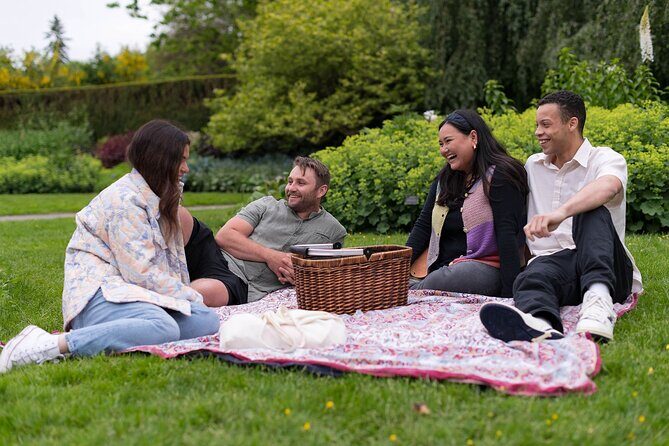 VanDusen Botanical Garden Admission Ticket - Food, rest and the real-world timing of dining