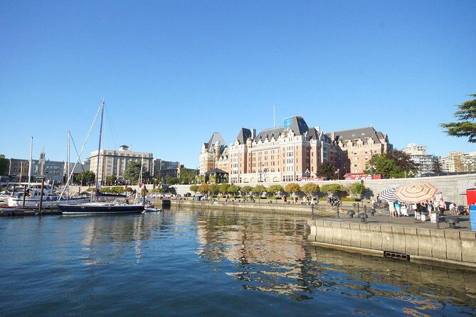 Victoria city and Butchart Gardens - Ferry to Victoria: the easy way to make the trip feel close