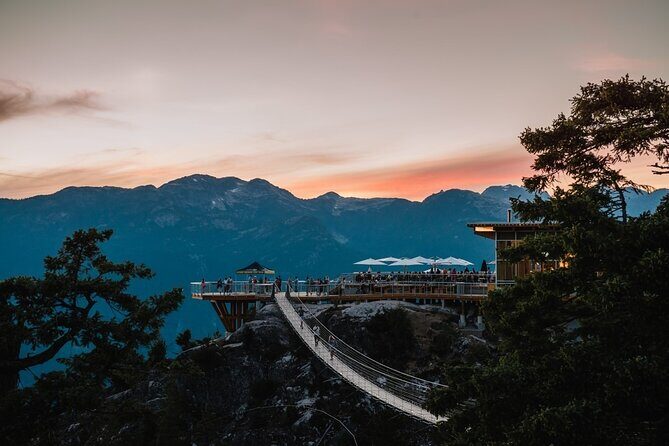 Whistler 1-Day Tour from Vancouver (Chn&Eng) - Shannon Falls Provincial Park: the easy win stop